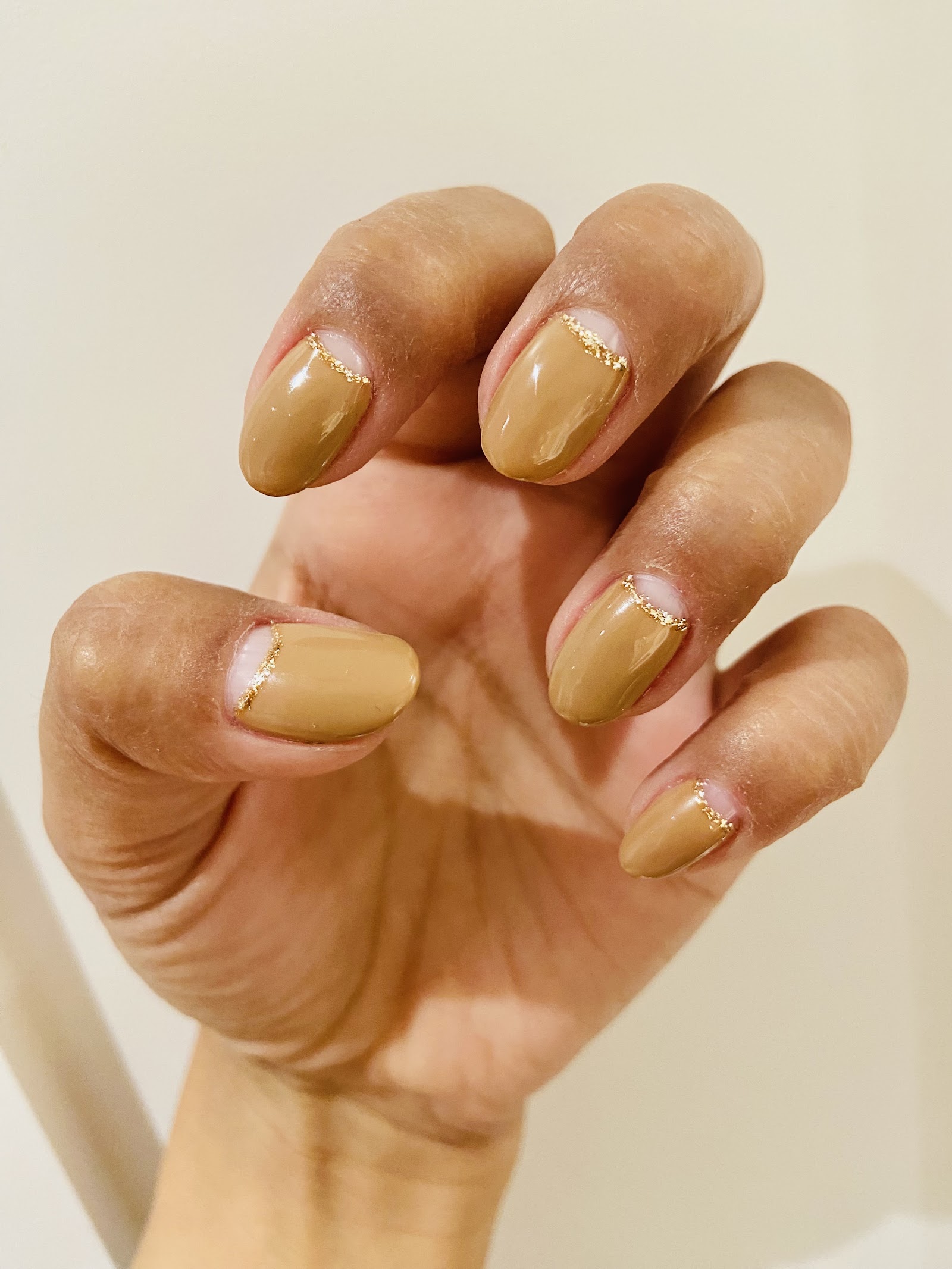 Wellzen Lounge South Slope nail photo 7