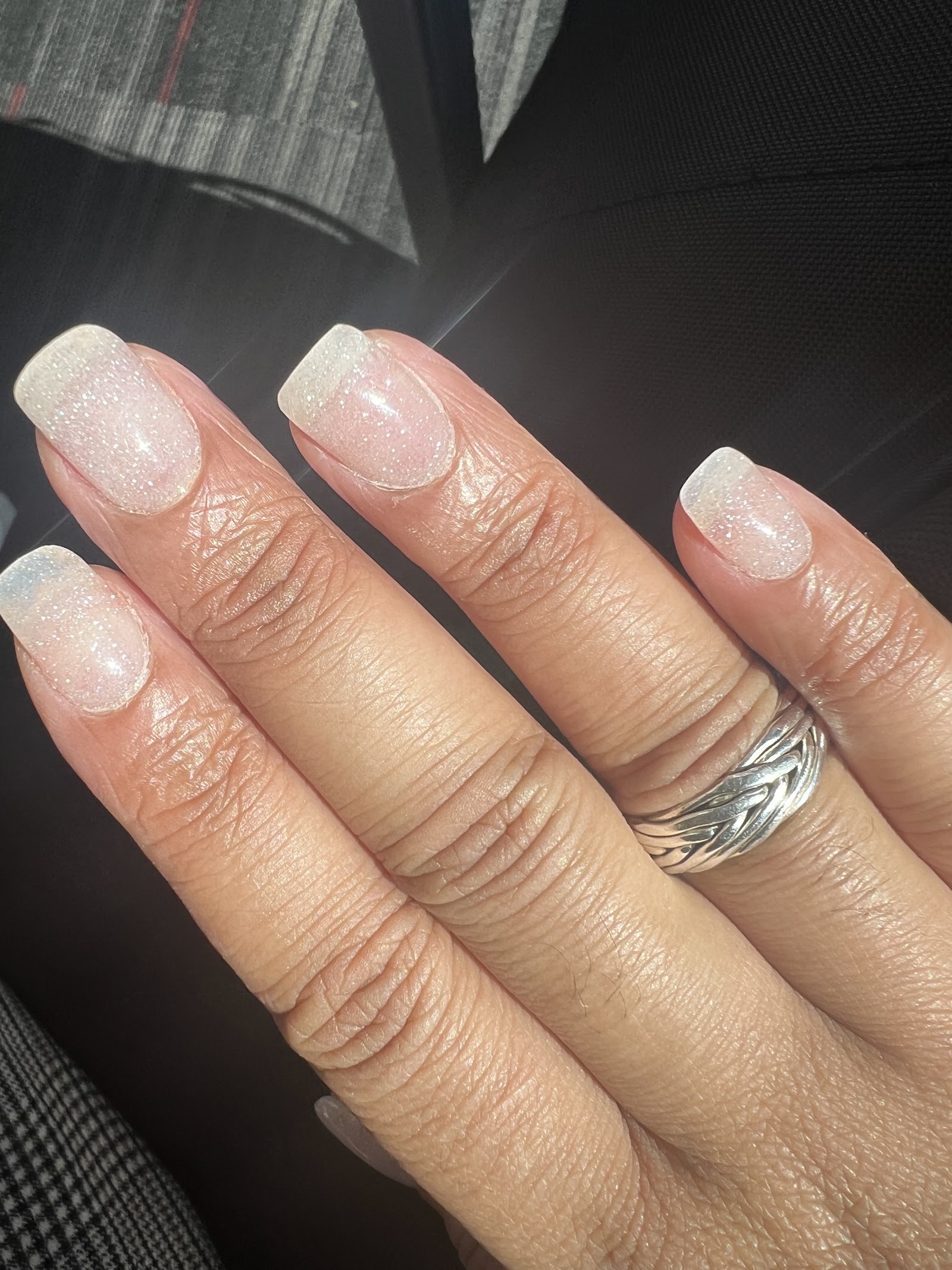 Wellzen Lounge South Slope nail photo 8